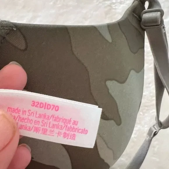 Pink Victoria’s Secret Bra Open Front Clasp Bra - Picture 3 of 3